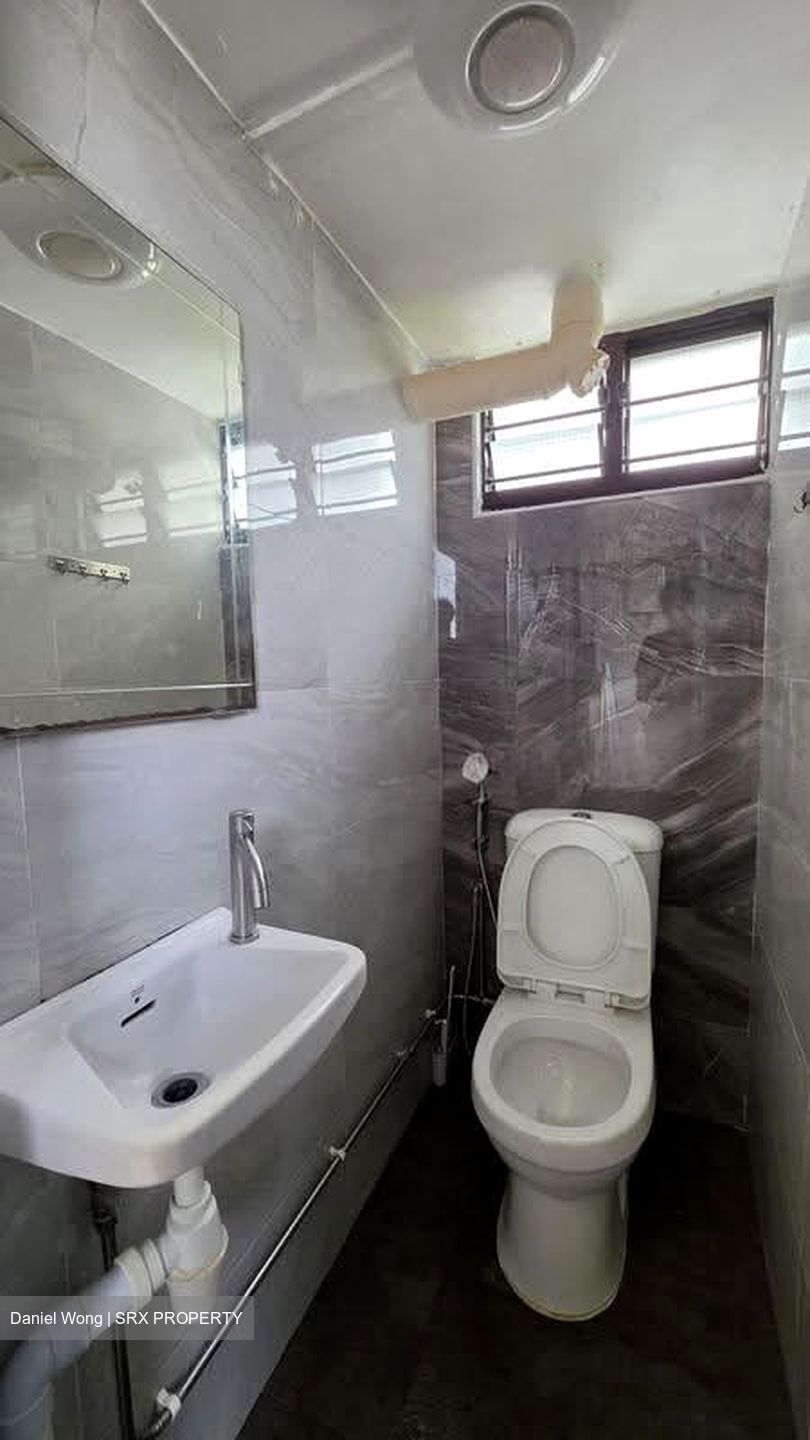 Blk 2 Hougang Avenue 3 (Hougang), HDB 3 Rooms #609474701